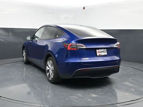 Used 2021 Tesla Model Y Long Range AWD/4WD image 6
