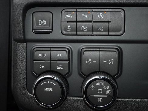 New 2026 Chevrolet Tahoe Premier image 16