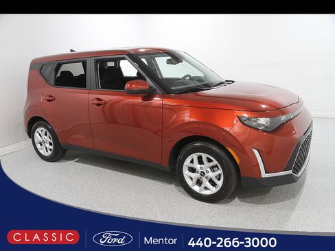 Used 2025 Kia Soul S FWD image 1