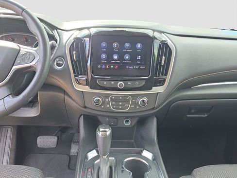 Used 2020 Chevrolet Traverse LT FWD image 14