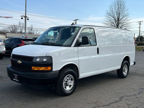 Used 2021 Chevrolet Express 2500 w/ Driver Convenience Package RWD image 2