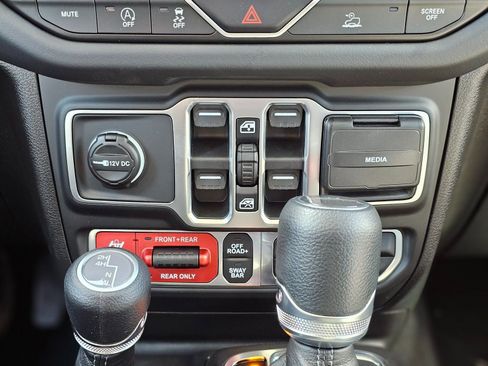 New 2026 Jeep Gladiator Rubicon image 15