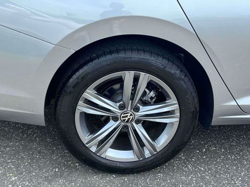 Used 2023 Volkswagen Jetta SE w/ Panoramic Sunroof Package FWD image 14