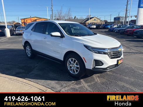 Used 2024 Chevrolet Equinox LT w/ LPO, Floor Liner Package image 7