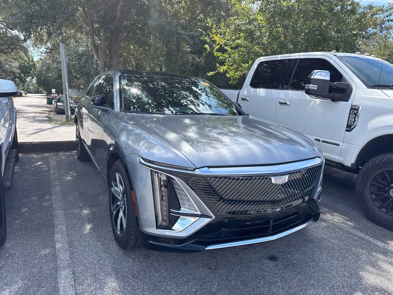 Used 2026 Cadillac Lyriq Premium Luxury RWD image 3