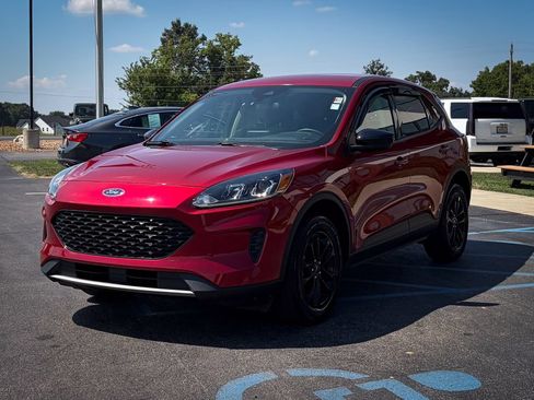 Used 2020 Ford Escape SE Sport AWD/4WD image 6