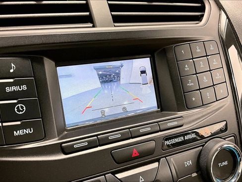 Used 2019 Ford Explorer XLT FWD image 27