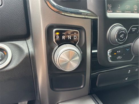 Used 2014 RAM 1500 R/T w/ Convenience Group image 34