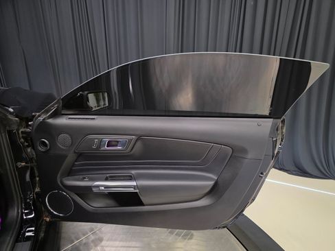 Used 2020 Ford Mustang GT Premium w/ GT Performance Package RWD image 32