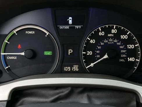 Used 2012 Lexus RX 450h FWD w/ Premium Pkg image 18