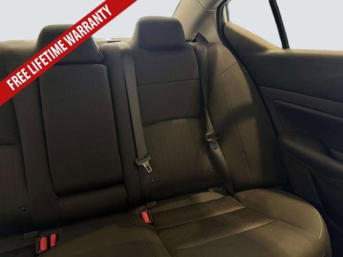 Used 2025 Nissan Altima 2.5 S FWD image 25