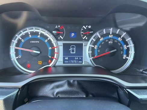 Used 2015 Toyota 4Runner SR5 Premium RWD image 14