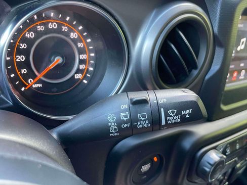 Used 2021 Jeep Wrangler Unlimited Sport AWD/4WD image 23