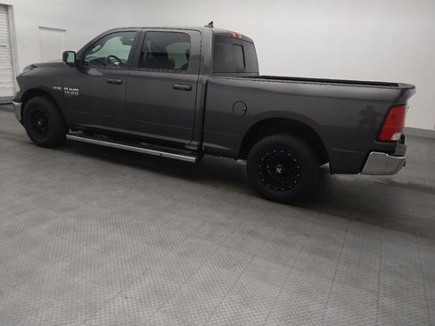 Used 2020 RAM 1500 Classic SLT w/ Luxury Group image 3