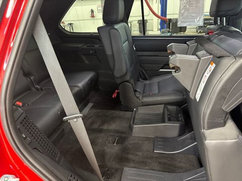 Used 2025 Toyota Sequoia Platinum w/ TRD Off-Road Package AWD/4WD image 19