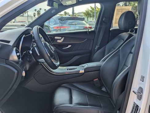 Used 2020 Mercedes-Benz GLC 300 4MATIC image 14