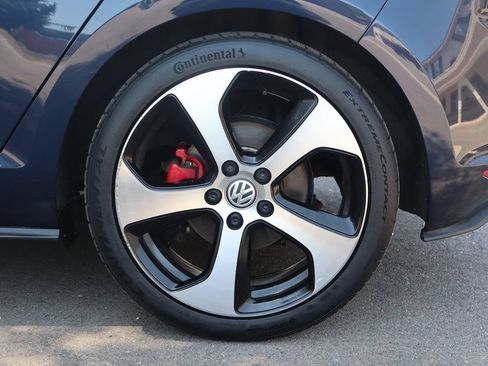 Used 2015 Volkswagen GTI Autobahn w/ Lighting Package (SEL) FWD image 43