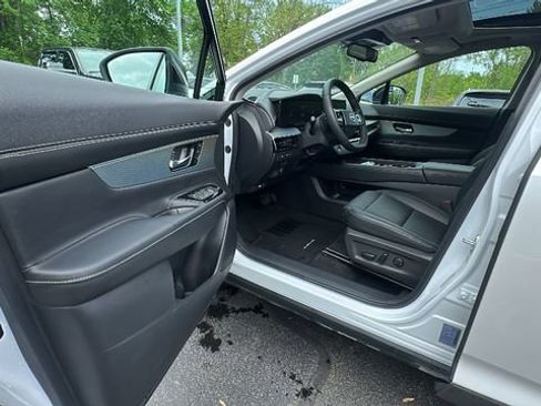 Used 2025 Nissan Murano SL AWD/4WD image 29