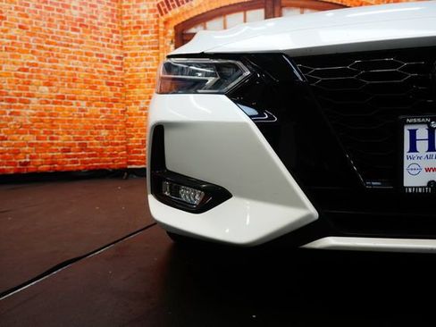 Certified 2023 Nissan Sentra SR w/ Midnight Edition Package FWD image 57