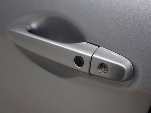 Used 2016 Honda CR-V EX image 11