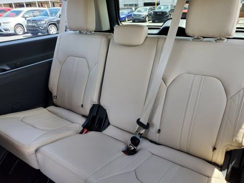 Used 2024 Ford Expedition Max Platinum AWD/4WD image 26