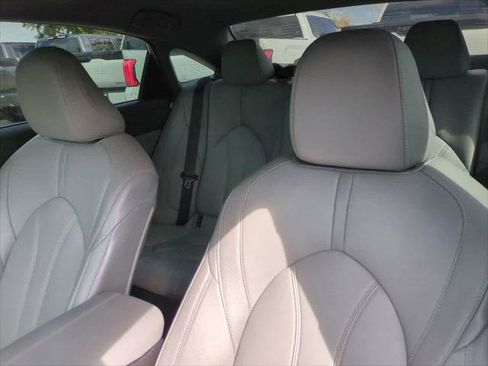 Certified 2021 Toyota Avalon XLE FWD image 8