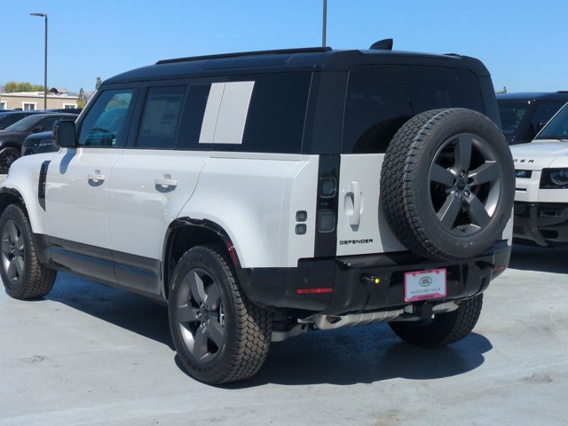 New 2026 Land Rover Defender 110 X-Dynamic SE AWD/4WD image 9