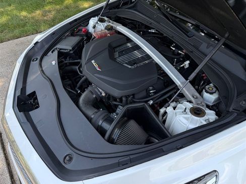 Used 2016 Cadillac CTS V w/ Carbon Fiber Package RWD image 73