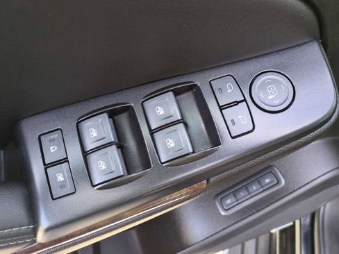 Used 2020 Chevrolet Tahoe LT image 4