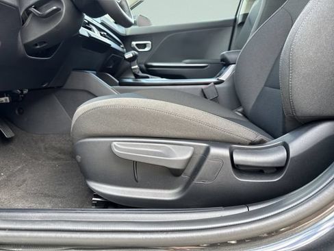 New 2026 Kia K4 FWD image 18