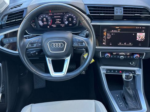 Used 2023 Audi Q3 2.0T Premium w/ Convenience Package image 14
