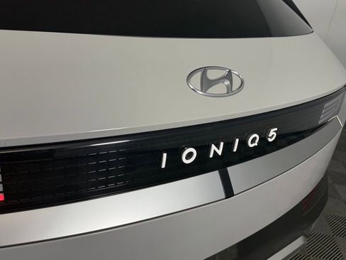 Used 2024 Hyundai Ioniq 5 SEL RWD image 11