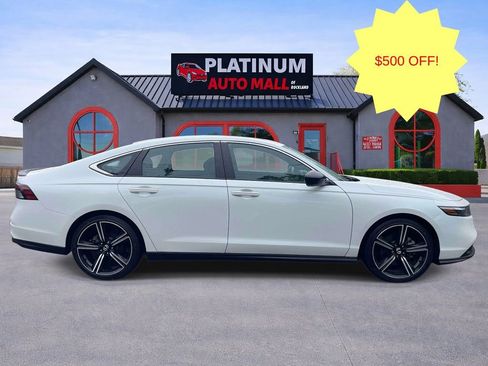 Used 2024 Honda Accord Sport image 4