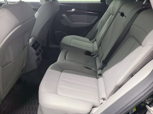 Used 2019 Audi Q5 2.0T Premium image 38