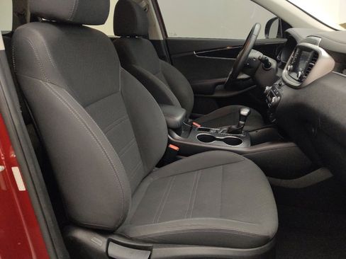 Used 2020 Kia Sorento S FWD image 21