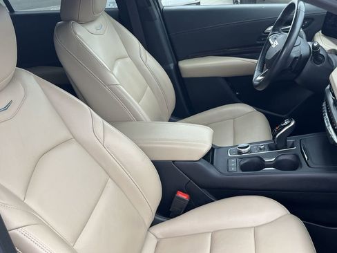 Certified 2024 Cadillac XT4 Premium Luxury image 20