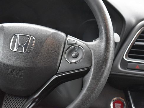 Used 2017 Honda HR-V EX image 17