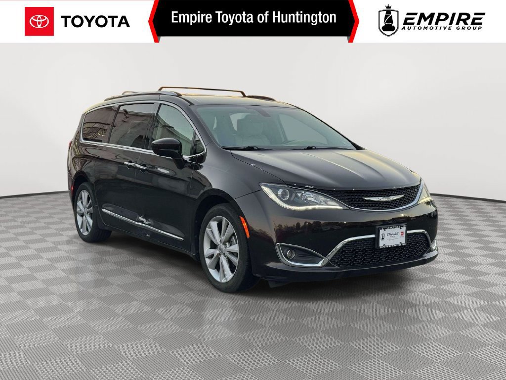 Used 2017 Chrysler Pacifica Touring-L Plus FWD 360° Tour
