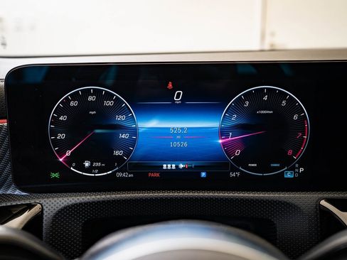 Certified 2025 Mercedes-Benz CLA 250 4MATIC image 27