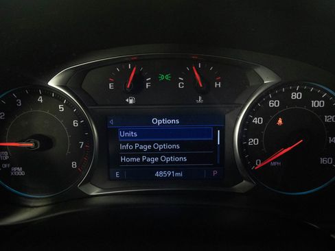 Certified 2020 Chevrolet Traverse LT image 33