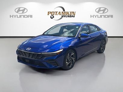 Used 2025 Hyundai Elantra SEL