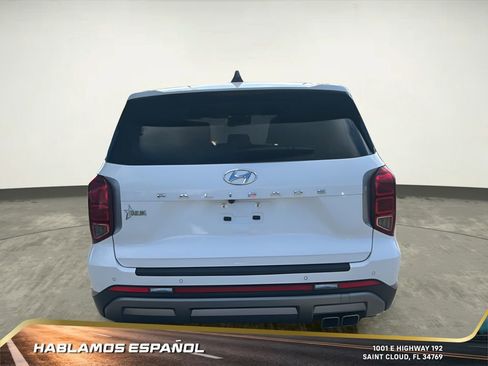 Used 2023 Hyundai Palisade SE image 5