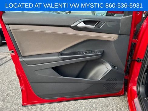 Certified 2023 Volkswagen Taos SEL AWD/4WD image 35