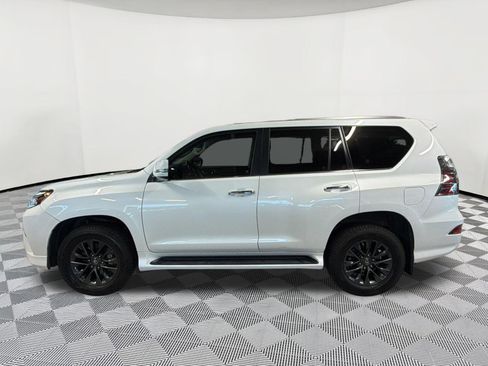 Used 2020 Lexus GX 460 Premium w/ Premium Package AWD/4WD image 2