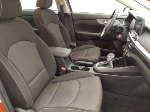 Used 2023 Kia Forte LXS FWD image 21