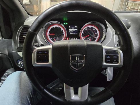 Used 2018 Dodge Grand Caravan GT FWD image 35