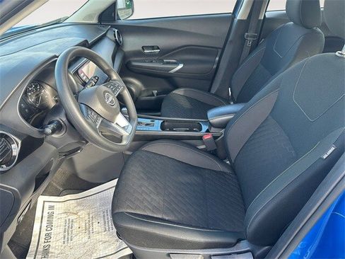 Certified 2024 Nissan Kicks SV image 9