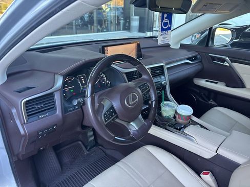 Used 2017 Lexus RX 450h AWD image 16