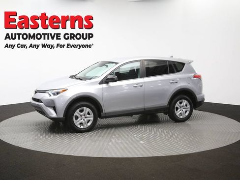 Used 2018 Toyota RAV4 LE w/ All Weather Liner Package FWD image 56