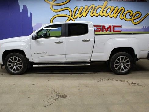 Used 2021 GMC Canyon Denali AWD/4WD image 7